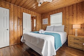 Clodhopper in Garden City