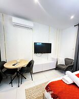 Serenity luxury studio loxwood