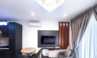 Serenity luxury studio loxwood