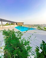 Serenity luxury studio loxwood