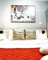 Serenity luxury studio loxwood