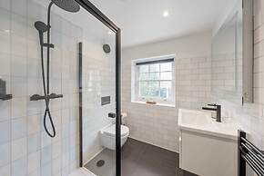 Charming 2 Bedroom 2 Bathroom Flat Near Oxford St