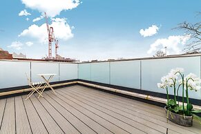 Luxury 3 BDR House With Garden Next to Battersea Park
