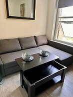 Modern and Spacious Duplex in Earls Court