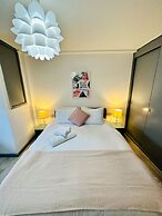 Kensington Gardens 2 Bedroom Flat With a Balcony