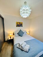 Kensington Gardens 2 Bedroom Flat With a Balcony