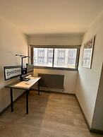 Kensington Gardens 2 Bedroom Flat With a Balcony