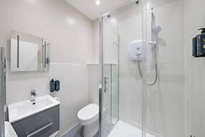 New Spacious Studio in Old St