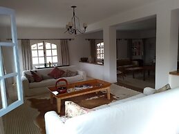Hotel de Cavaru