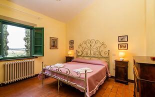 Farmhouse With Exclusive View Between Umbria and Tuscany La Godiola-al