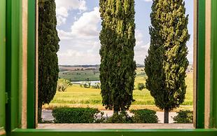 Farmhouse With Exclusive View Between Umbria and Tuscany La Godiola-al