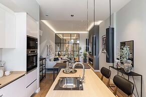 Flat 5 10m Walk to Bernabeu Real Madrid Stadium