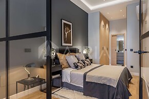 Flat 5 10m Walk to Bernabeu Real Madrid Stadium