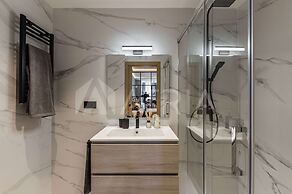 Flat 5 10m Walk to Bernabeu Real Madrid Stadium