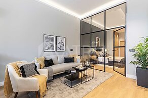 Flat 5 10m Walk to Bernabeu Real Madrid Stadium