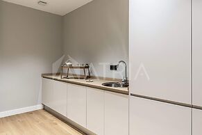 Flat 1 10m Walk to Bernab u Real Madrid Stadium