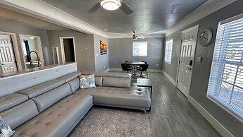 Lil Lavender House in Fort Myers Beach