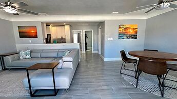 Lil Lavender House in Fort Myers Beach