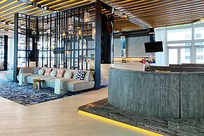 5-star Condo at The W Residences 1BR by Oneluxstay