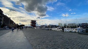 Cozy 1BR City Centre Near Meir Shopping by Oneluxstay