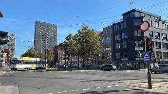 Cozy 1BR City Centre Near Meir Shopping by Oneluxstay