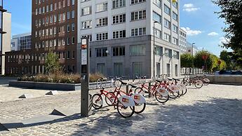 Cozy 1BR City Centre Near Meir Shopping by Oneluxstay