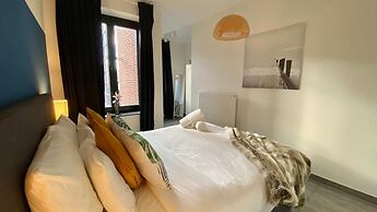 Cozy 1BR City Centre Near Meir Shopping by Oneluxstay