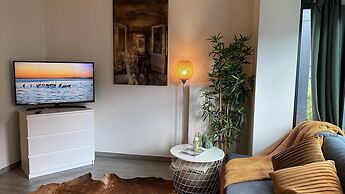 Cozy 1BR City Centre Near Meir Shopping by Oneluxstay