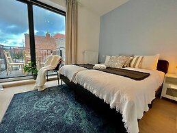 Luxury Dlx 1BR Near Fashion District by Oneluxstay