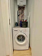 Luxury Dlx 1BR Near Fashion District by Oneluxstay