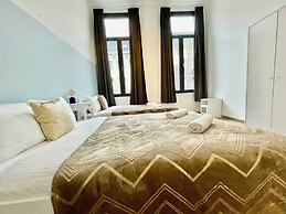 Luxury 2BR 2BA Near Fashion District by Oneluxstay