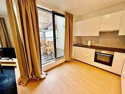 Luxury 2BR 2BA Near Fashion District by Oneluxstay