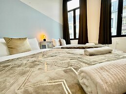 Luxury 2BR 1BA Near Fashion District by Oneluxstay