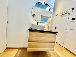 Luxury 2BR 1BA Near Fashion District by Oneluxstay