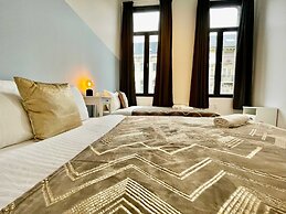 Luxury 2BR 1BA Near Fashion District by Oneluxstay