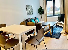 Luxury 2BR 1BA Near Fashion District by Oneluxstay