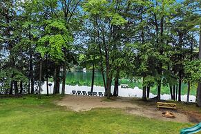 Lakeside Getaway Includes Hot Tub pet Friendly