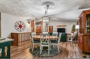 Lakeside Getaway Includes Hot Tub pet Friendly