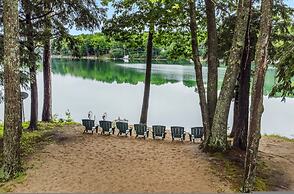 Lakeside Getaway Includes Hot Tub pet Friendly