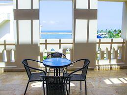 Stunning 3-bedroom Coastal Retreat