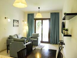 Charming 2-bedroom Marina Getaway