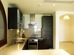 Charming 2-bedroom Marina Getaway