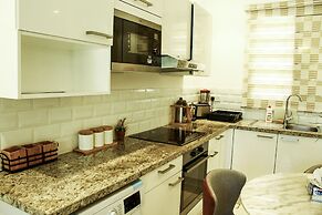 Charming Studio With Garden Terrace