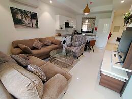 Charming Studio With Garden Terrace