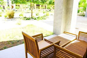 Charming Studio With Garden Terrace