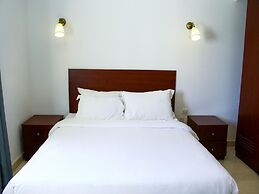 Marina View Luxury Retreat