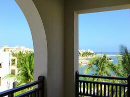 Marina View Luxury Retreat