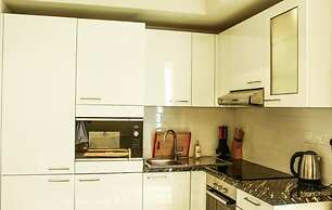 Charming Balcony Retreat