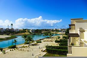 Charming Balcony Retreat