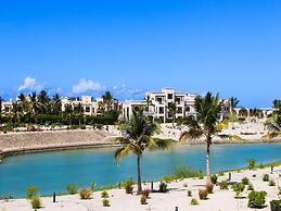 Lagoon View Apartment With Terrace